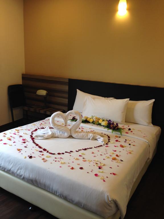 Hotel Intan Jugra Banting  Δωμάτιο φωτογραφία